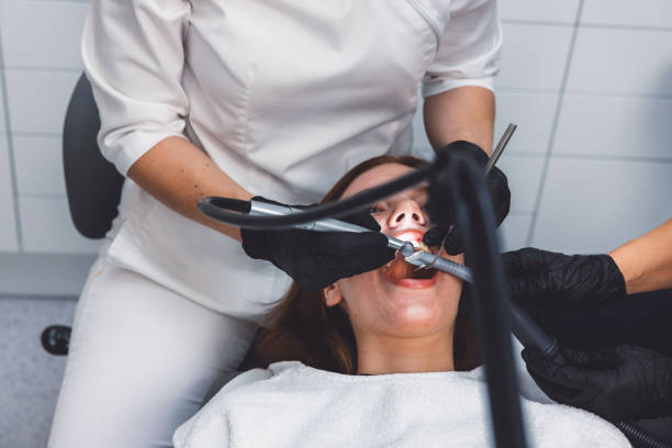 Best Emergency Tooth Extraction in Clendenin, WV